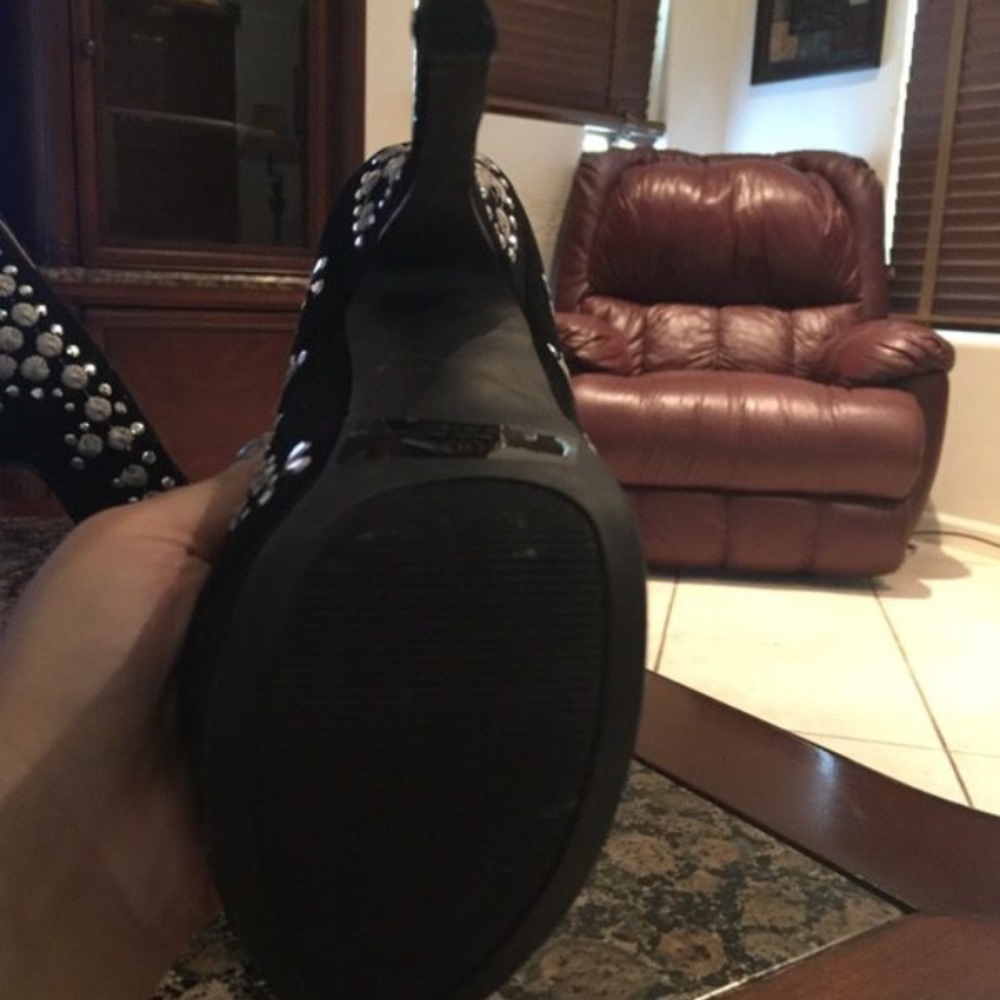 Liliana Heels